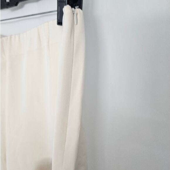 Lafayette 148 New York Cream Silk Blend Cropped Capri Pant sz 8 Minimalist Basic - Picture 3 of 4